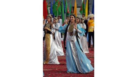 T­ü­r­k­m­e­n­i­s­t­a­n­­d­a­ ­B­i­r­ ­İ­l­k­